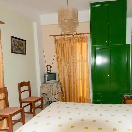 Bella Aparthotel Mousata