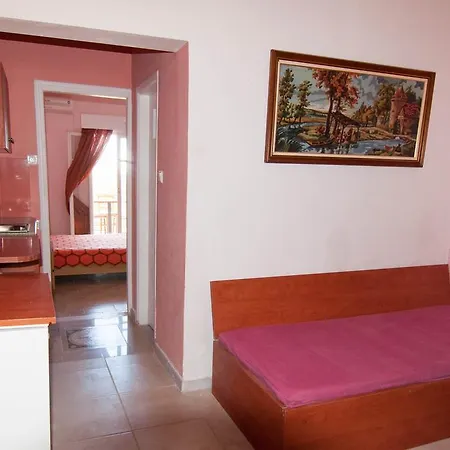 Bella Aparthotel *